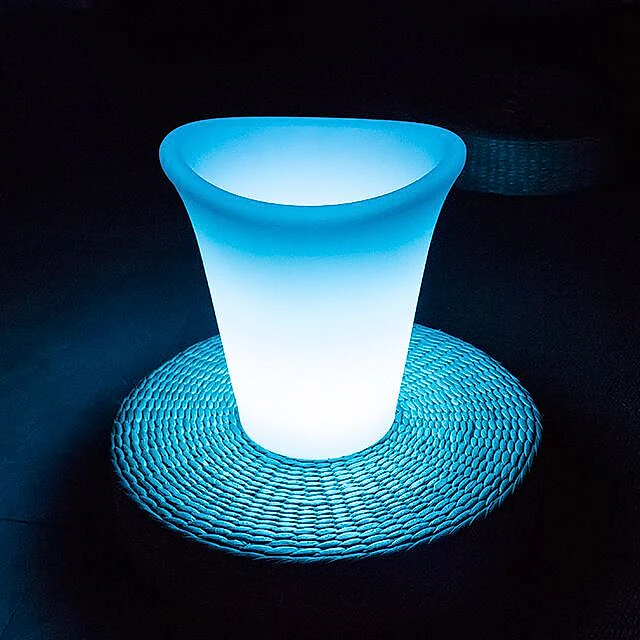 led lit ice bucket